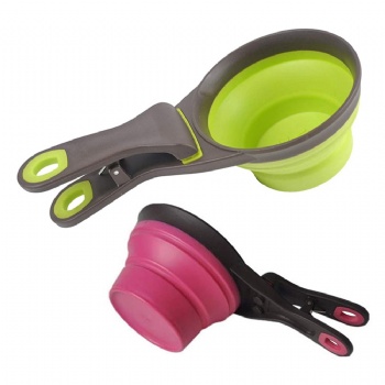 Medium Sized Foldable Measuring Dog Food Bowl With Sealing Clip